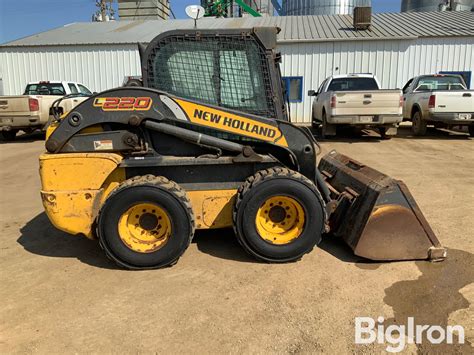 new hollind skid steer ll220|used new holland l220 for sale.